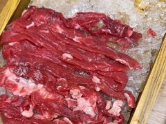 -老牌坊云南鱼豆花火锅(哈西万达店)