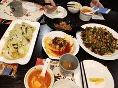 -舌尖上的食缘花园主题餐厅