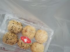 -白玉兰食品(汇联商厦店)