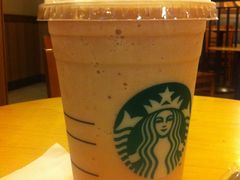 -星巴克臻选(南京金茂览秀城店)