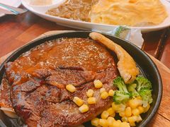 -玛格萝妮比萨屋(四平店)