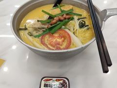 -汤小云火锅米线(钻汇广场店)