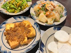 -Cuc Gach Quan Restaurant