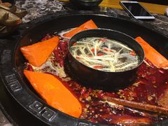 -蜀辣居鲜货老火锅(红牌楼店)