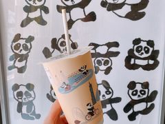 烤杏仁奶茶-熊猫一间店欧式奶茶铺