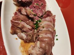 椒盐咸香蹄-碧丽宫大酒店(召稼楼店)