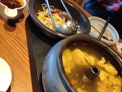 -云海肴·汽锅鸡·云南菜(天山百盛优客店)