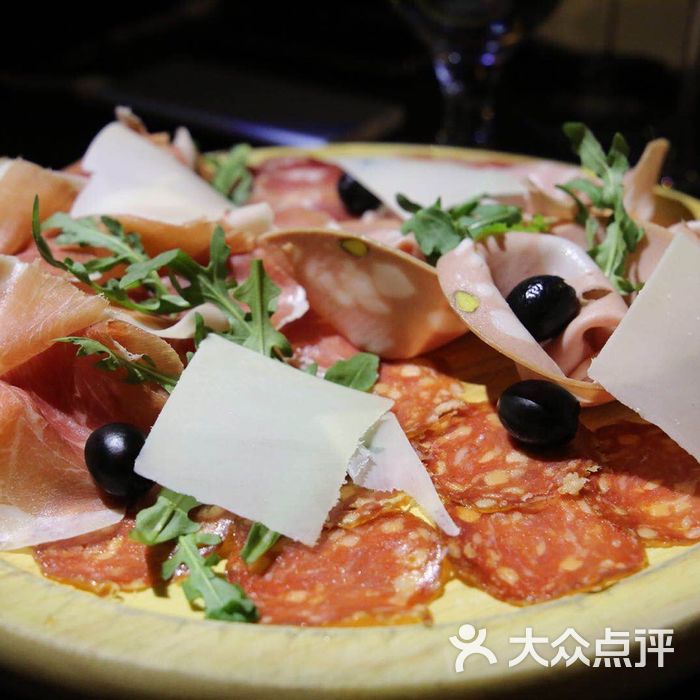 翡冷翠1835意大利餐厅特色冷切肉拼盘图片-北京意大利菜-大众点评网