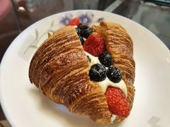 -HOT CRUSH趁热集合·现烤面包(环球港店)