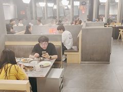-张哞哞·鲜切牛肉自助火锅(高德置地店)