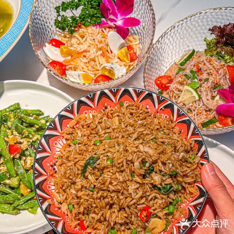 今天就解锁一家隐藏在东门的宝藏泰式料理专门店