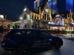 -LENBACH兰巴赫西餐啤酒坊(大连东港店)