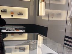 -Chanel(德基广场店)