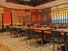 -新发现(金茂览秀城店)