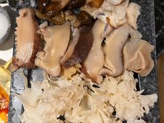 四种菇菇-哥老官重庆美蛙鱼头(五角场合生汇店)