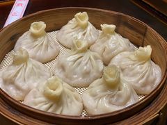 蟹黄灌汤包-邵子牙·中华老字号(定安路店)