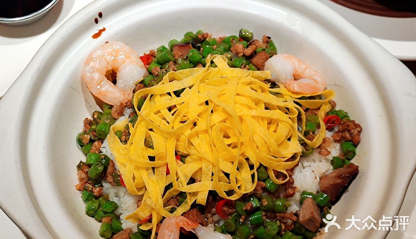 把这当大学生食堂了天天来吃