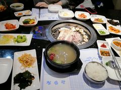 -青松馆韩国料理(香港中路佳世客店)