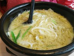 -阿香米线(路北大润发店)