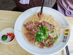 鲜牛肉粉-探越越南牛肉粉(江南西分店)