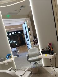 -Mentor Hair Salon