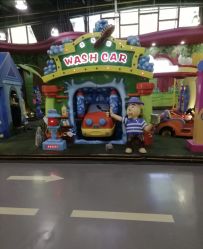 -维佳童话镇演出现场(徐东店)