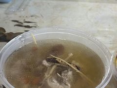 -威邵鸡煲(西华路总店)