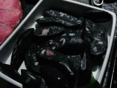 墨鱼肠-嘿嘟嘟·肋条烧肉放题(爱融荟城店)