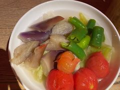 -毛辣果·酸