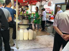 -清真老马家国华牛奶鸡蛋醪糟(正宁路店)