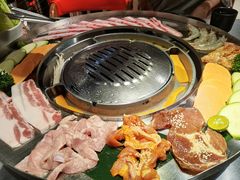 -哈哈碳都·牛肋条无限自助烤肉(台江万达店)