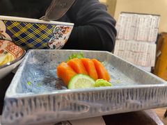 三文鱼刺身-加奈日本料理