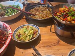 -泥糊破店小酒馆·团建聚餐(南京西路店)