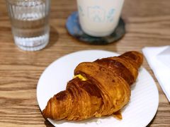 香甜蛋黄流心可颂-OZ cafe(南昌路店)