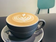 拿铁咖啡-PAUSE CAFE