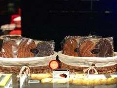 -Salon de The de Joel Robuchon(外滩18号店)