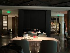 -荣轩(新荣记环球金融中心店)