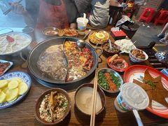 -萍姐火锅·公路夜市(武汉首店)