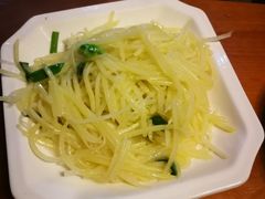 -临江餐馆二楼美食部落