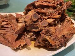 -吴记酱骨炖菜馆(西大直街店)