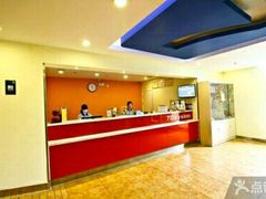 -7天酒店·西安凤城二路市图书馆地铁站店