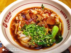-呷佬·长沙手工米粉(金沙江路店)