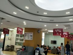 -雅悦齿科(顾村公园店)