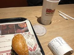 -The Habit Burger Grill 哈比特汉堡(复兴soho店)