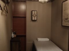 -裕和堂中医推拿艾灸(太古汇臻品店)