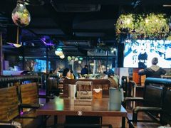 -麦凯伦烧烤·精酿超级工厂店(金桥总店)