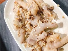 沙姜鸡脚-黄师奶甜品店