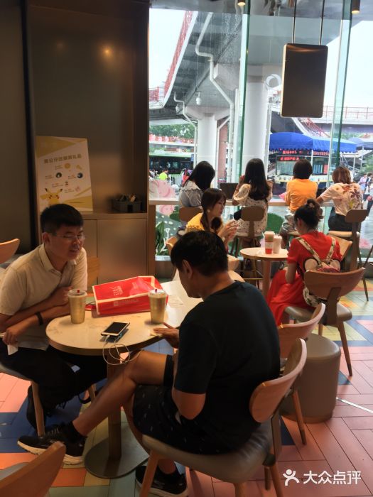 奈雪的茶(赛格店)大堂图片