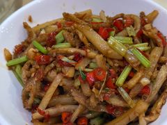 -笨罗卜浏阳菜馆(龙华鹏润达店)