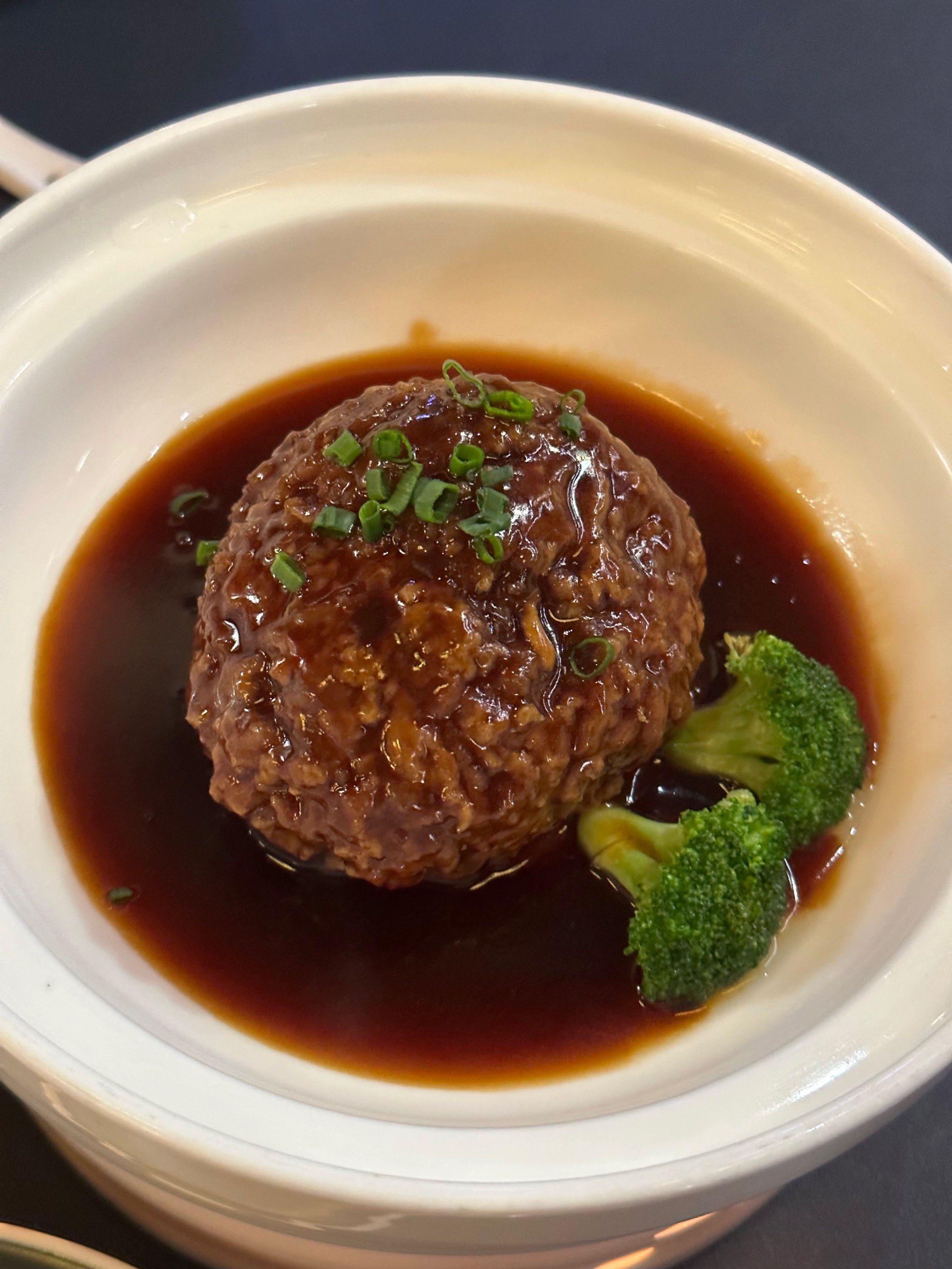 这个红烧狮子头我可以来吃一万次真好好吃